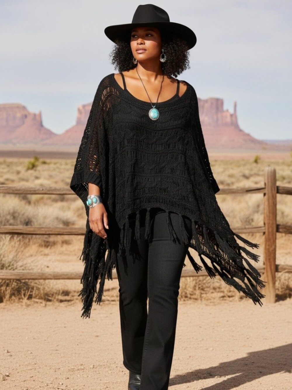Vertigo Poncho Top Women‎ L/XL Black Excellent Fringe Open Knit Boho Layering
